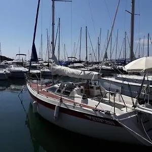 Bateau A Quai St Raphael, 4 Couchages , Voilier Etap 28i Saint-Raphaël