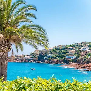 4* Aparthotel Et Les Flots Bleus