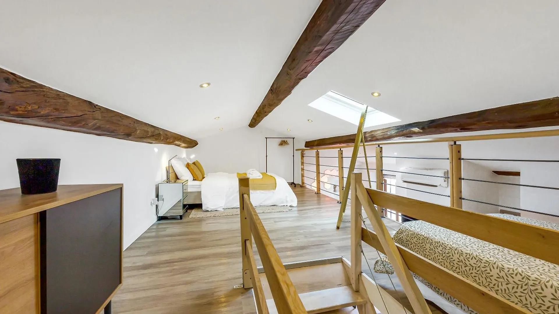 Aparthotel Loft And Suites Saint-Raphael