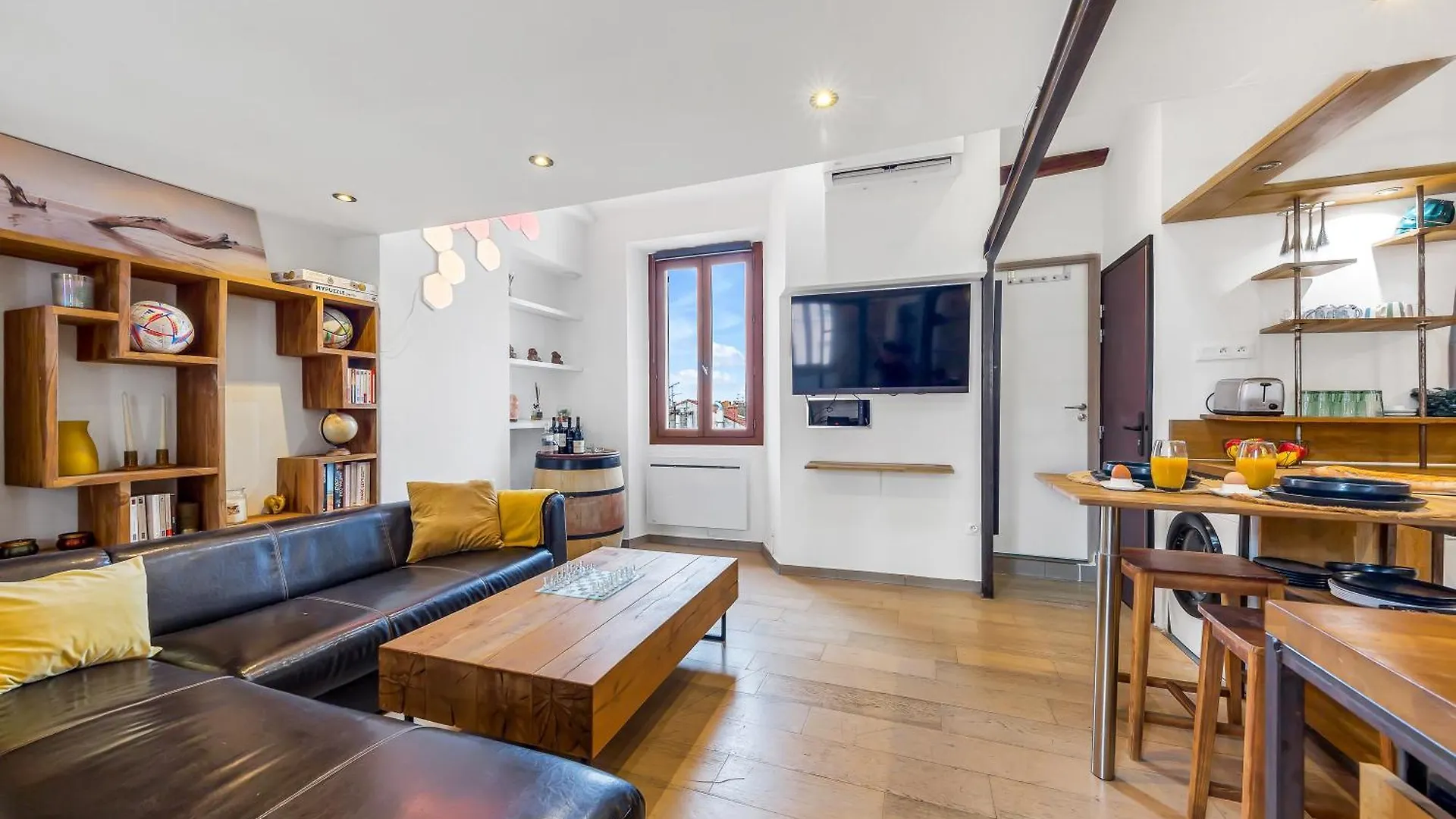 Aparthotel Loft And Suites Saint-Raphael